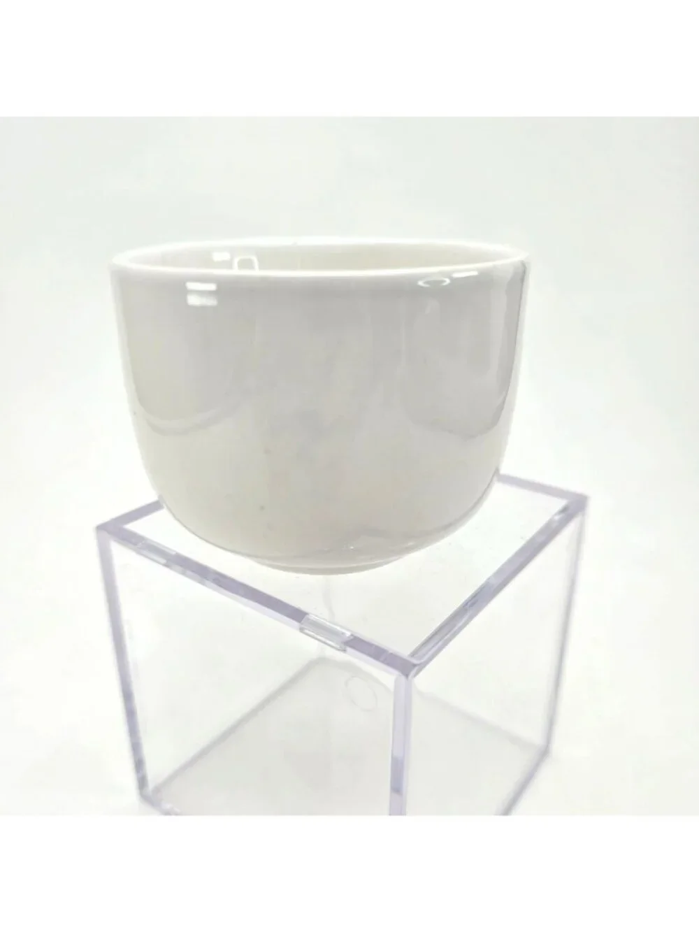 Vintage Japanese Lucky Cat Ceramic Bow Cup For Tea or Rice je195